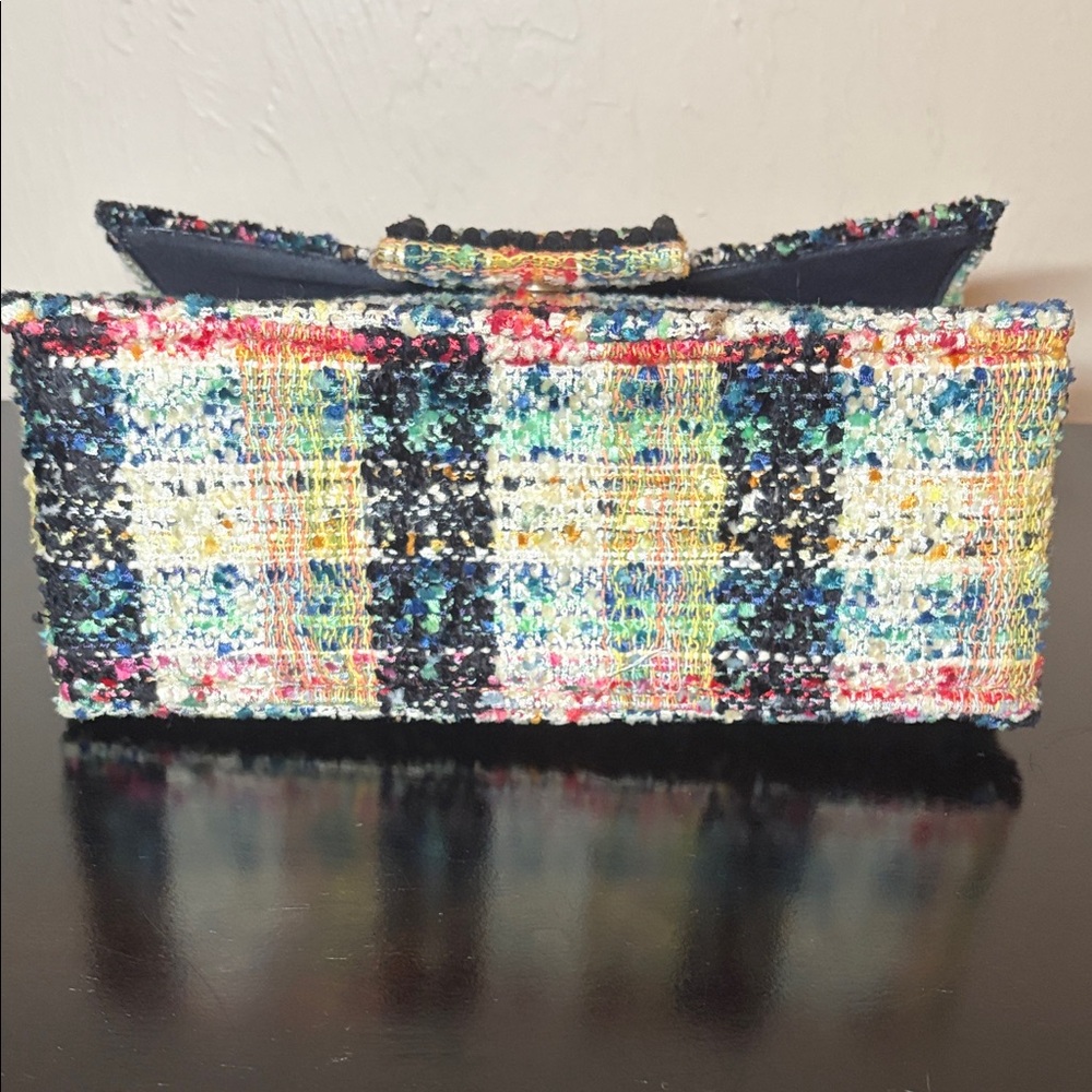 Chic Tweed Crossbody Bag with Chain Strap - Picture 4 of 8